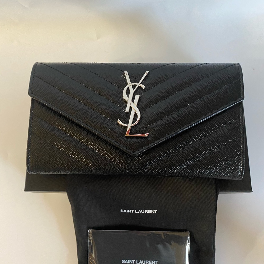 Saint Laurent❤️Monogram Grain de poudre  wallet - Picture 5 of 12